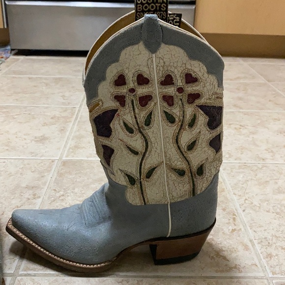 cowgirl shoes not boots